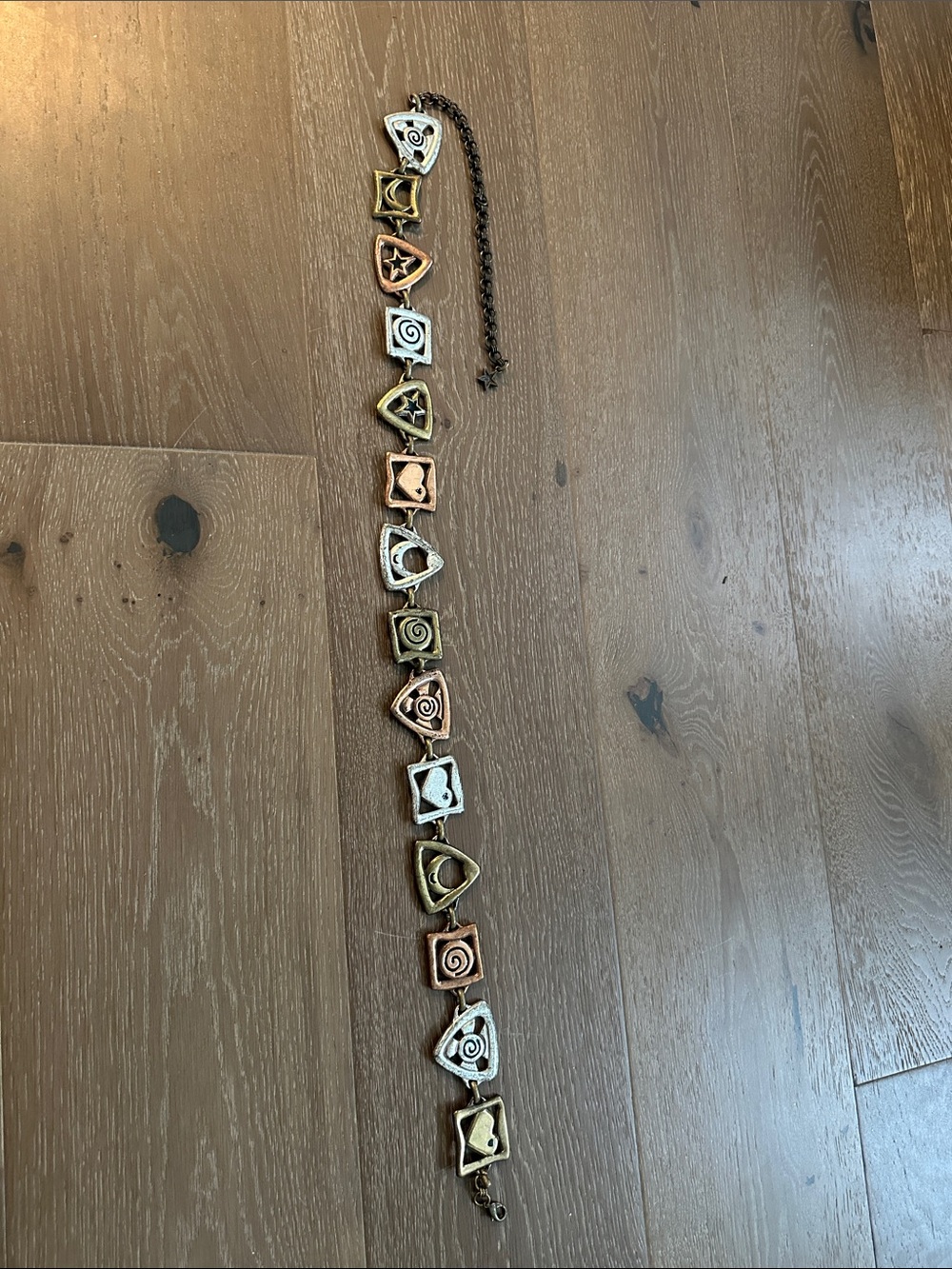 Tri-Tone Geometric Link belt in Gold, Silver & Rose
